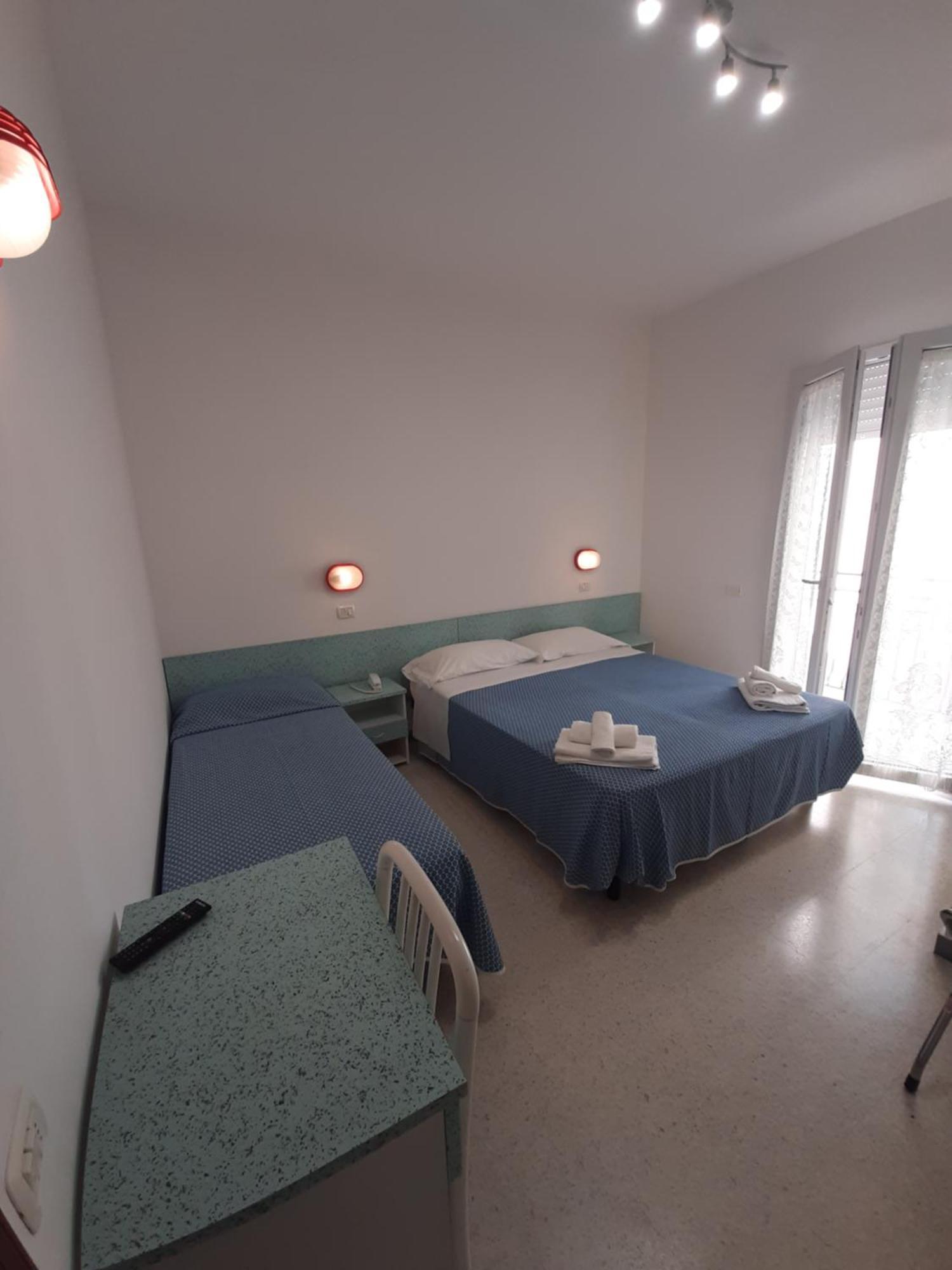 Hotel Altamarea Misano Adriatico Dış mekan fotoğraf