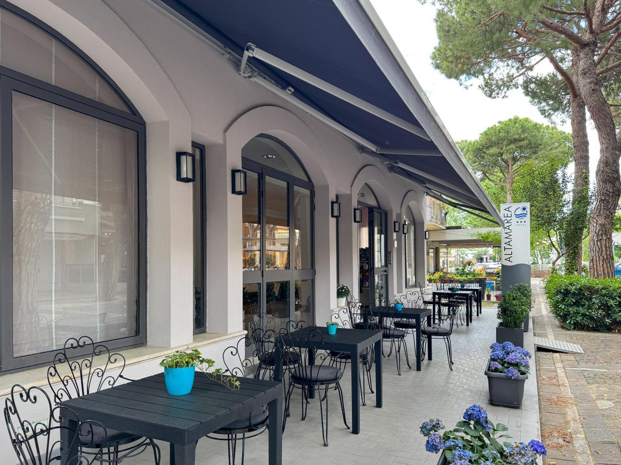 Hotel Altamarea Misano Adriatico Dış mekan fotoğraf